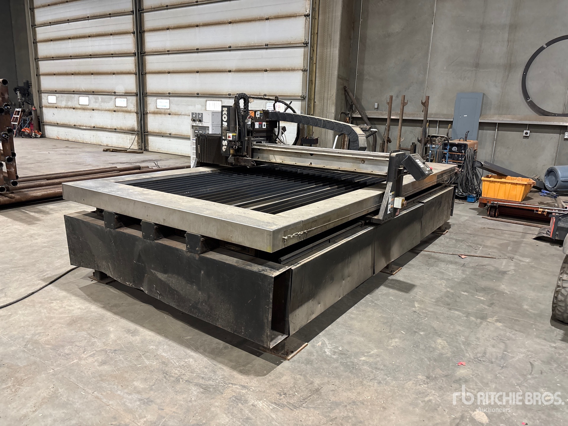 General Appearance with Bild, Ecke hinten links