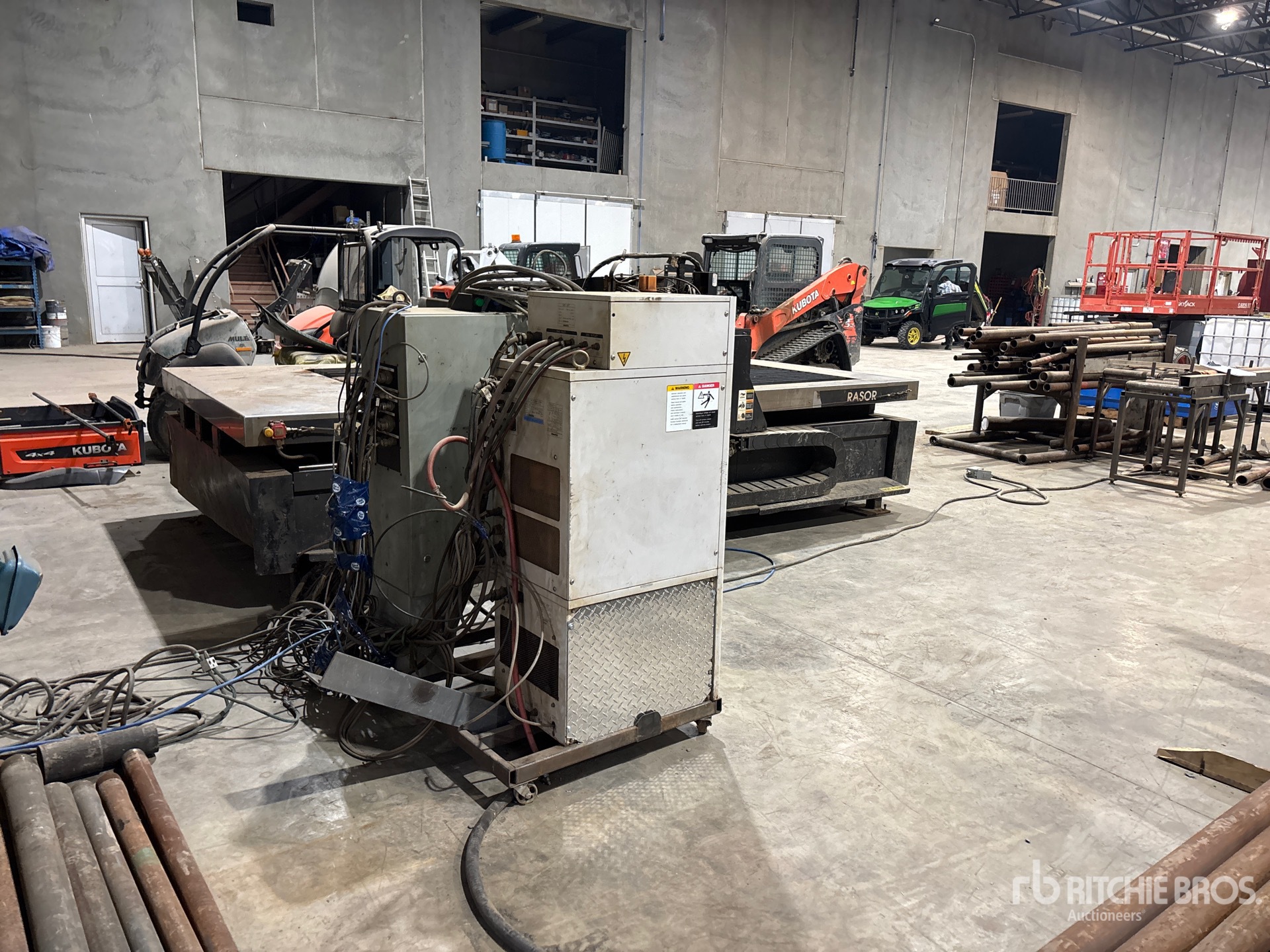 General Appearance with Bild, Ecke vorne rechts