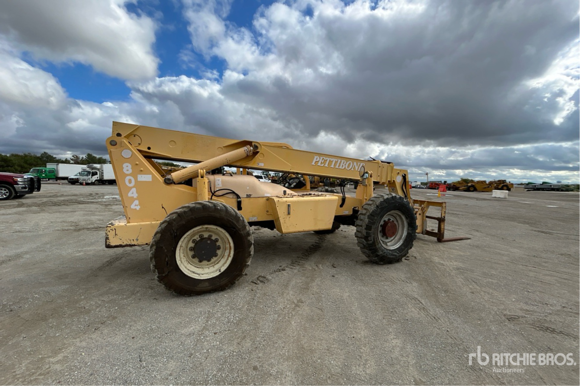 General Appearance with Picture, Right Rear Corner