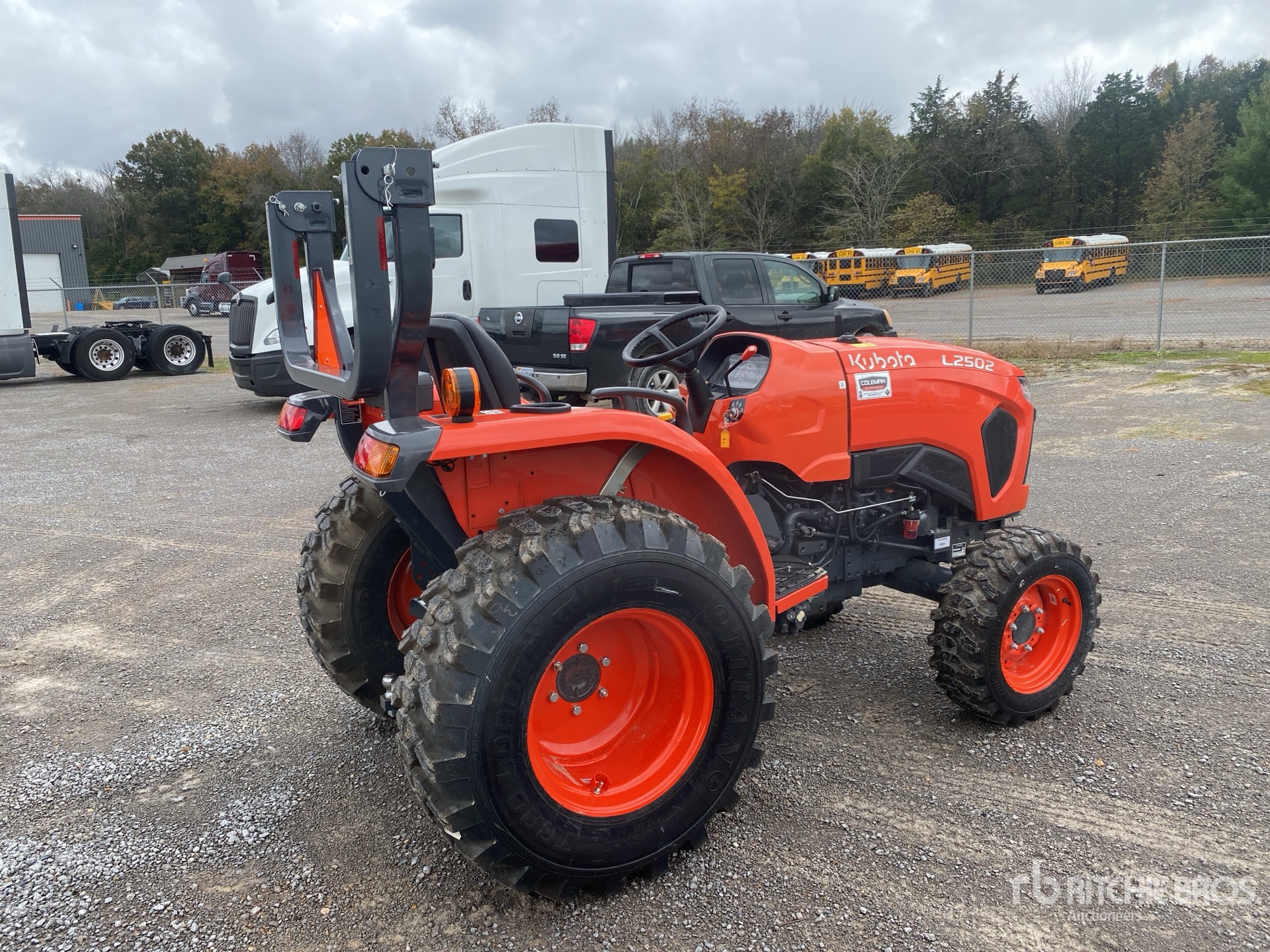 Aspect général with Image, coin arrière droit