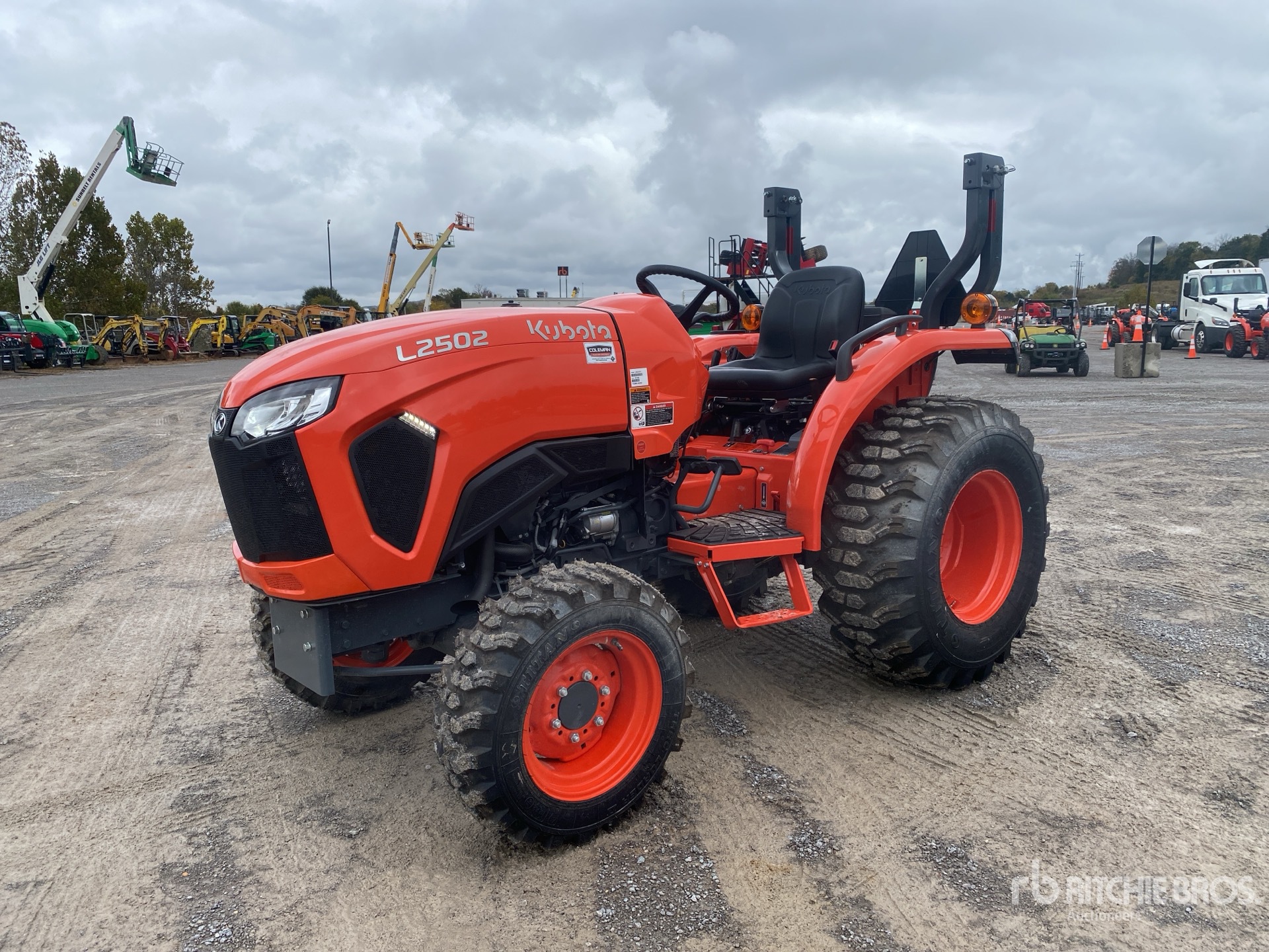 Aspect général with Image, coin avant gauche