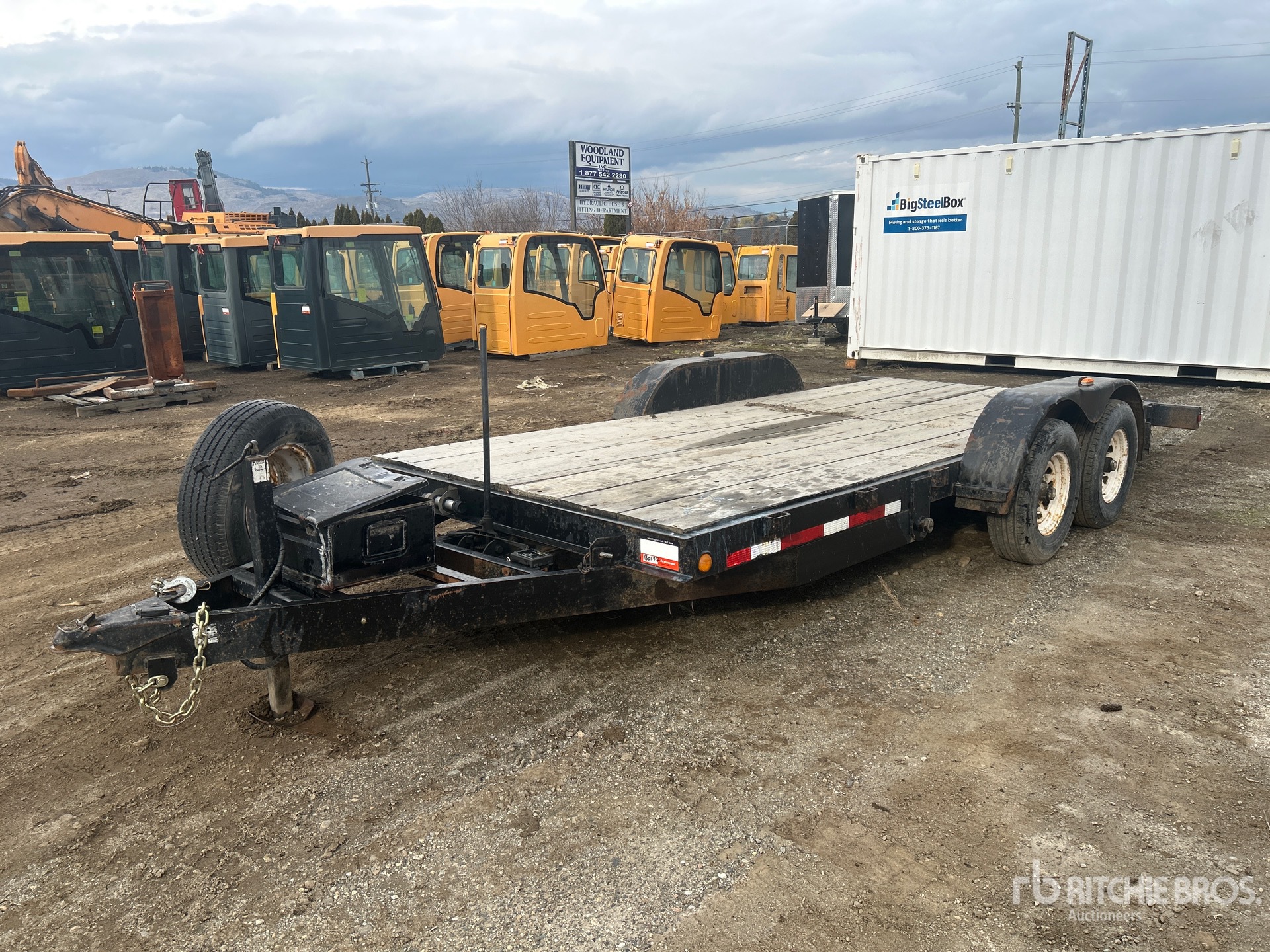 General Appearance with Featured Photo