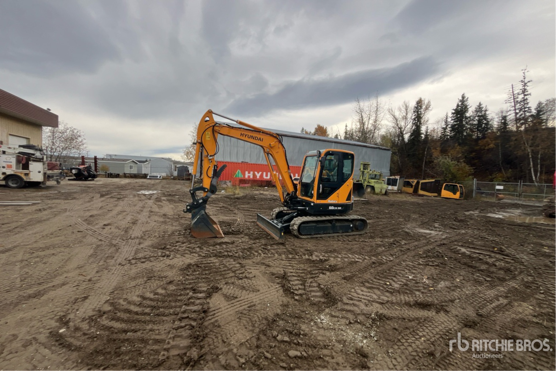 General Appearance with Picture, Left Front Corner