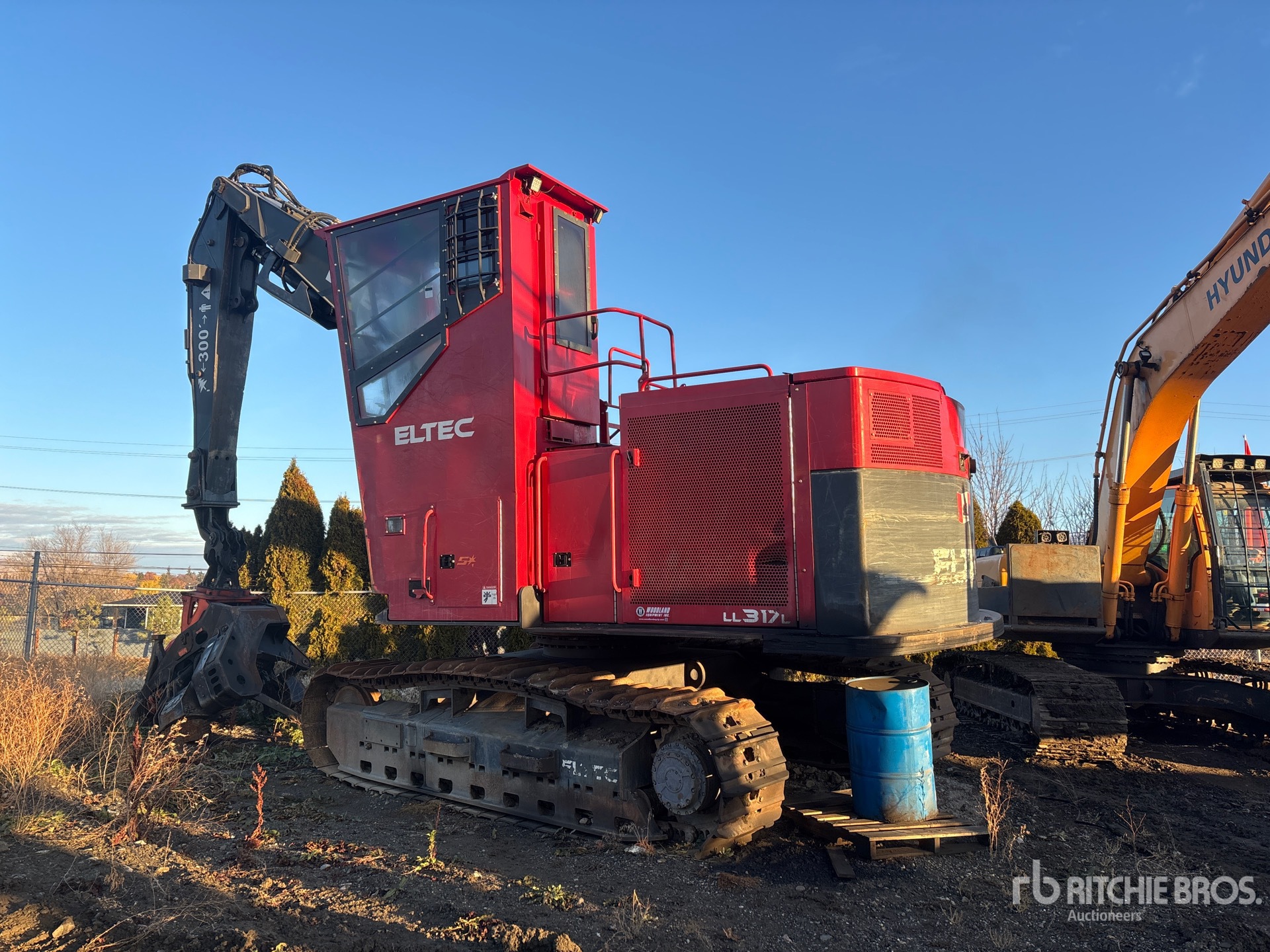 General Appearance with Picture, Left Rear Corner