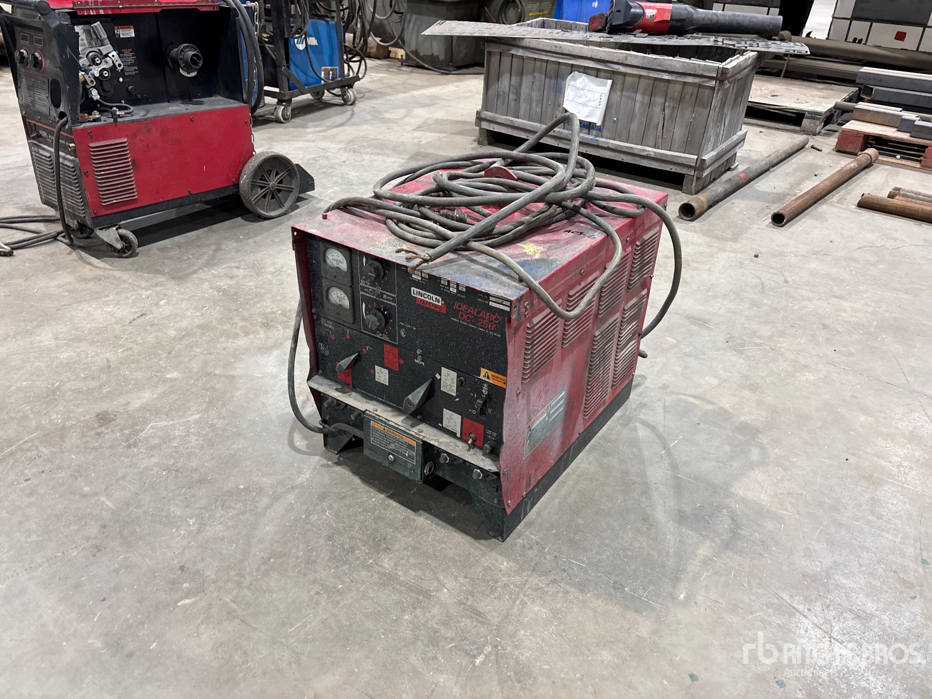 General Appearance with Image, coin avant gauche