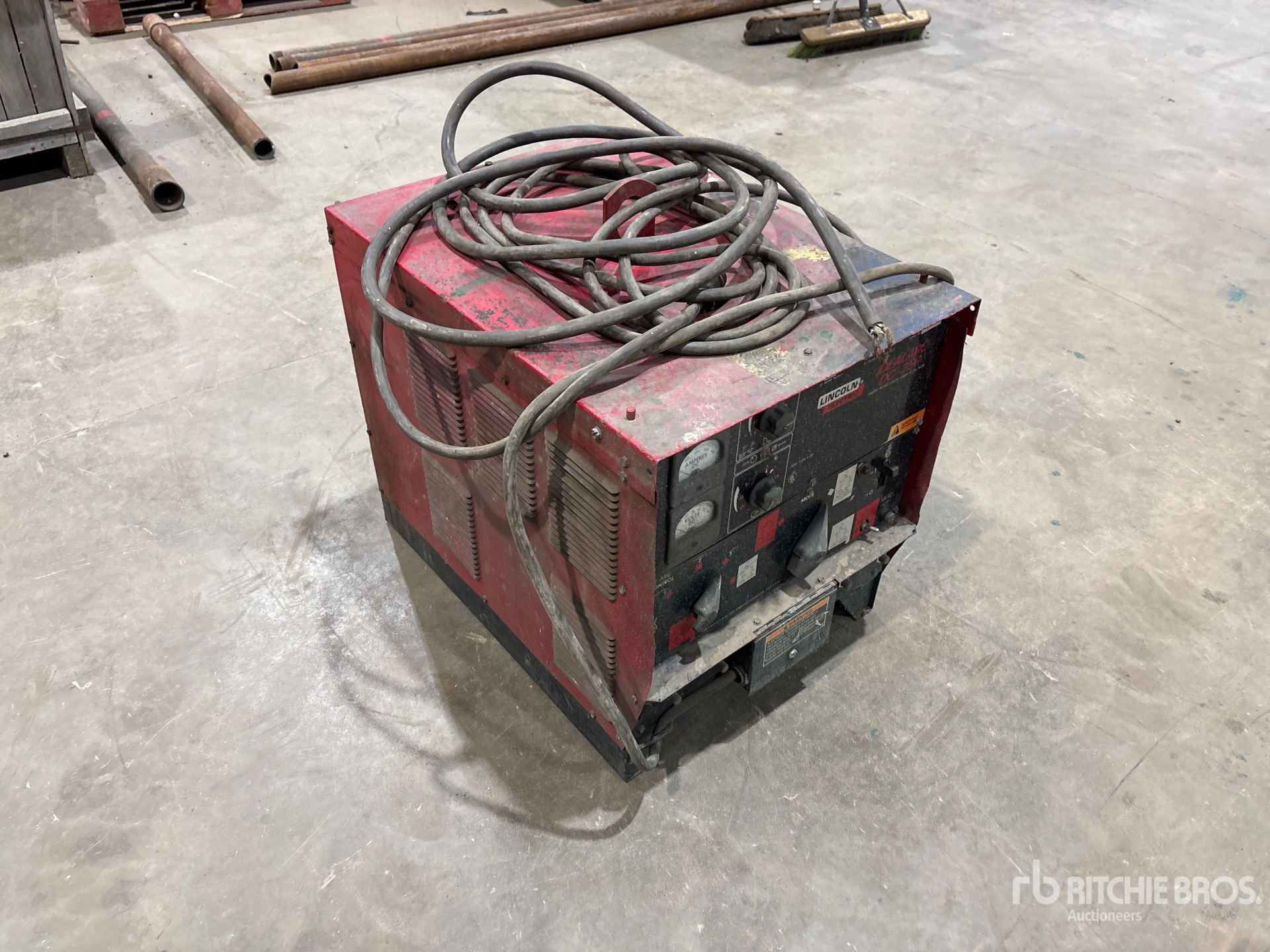 General Appearance with Image, coin avant droit