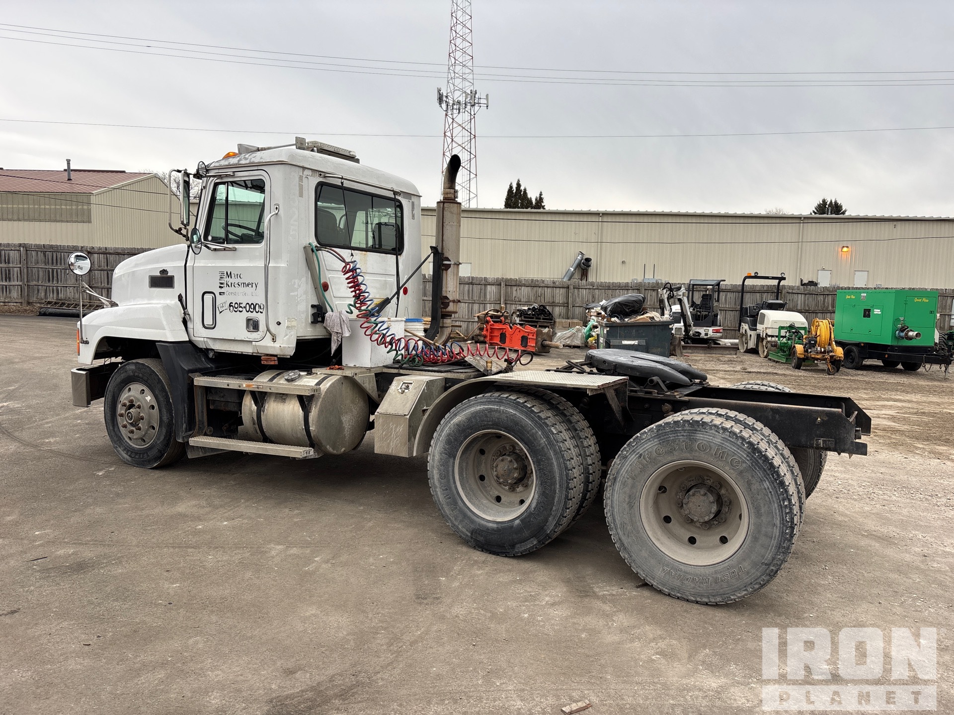 General Appearance with Imagen: esquina trasera izquierda