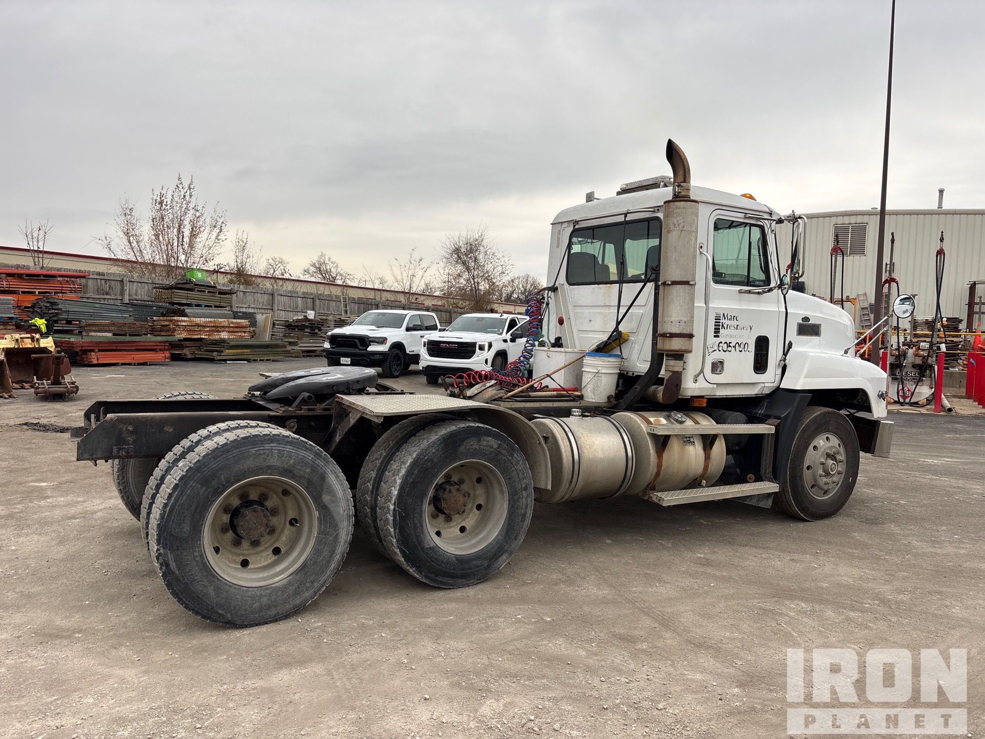 General Appearance with Imagen: esquina trasera derecha