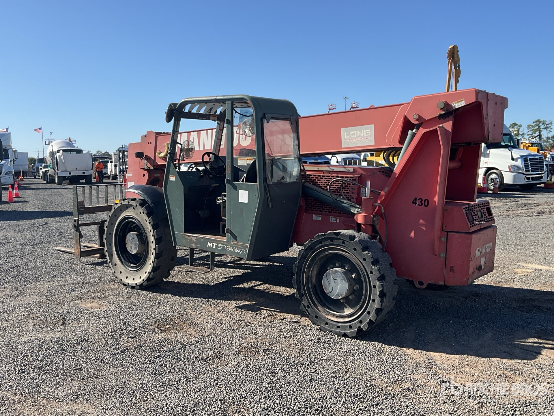 General Appearance with Imagen: esquina trasera izquierda