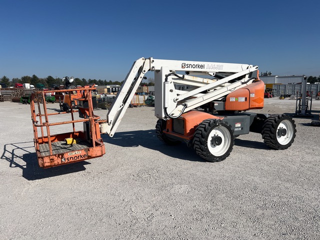 2017 Snorkel A46JRT 4WD Diesel Articulating Boom Lift