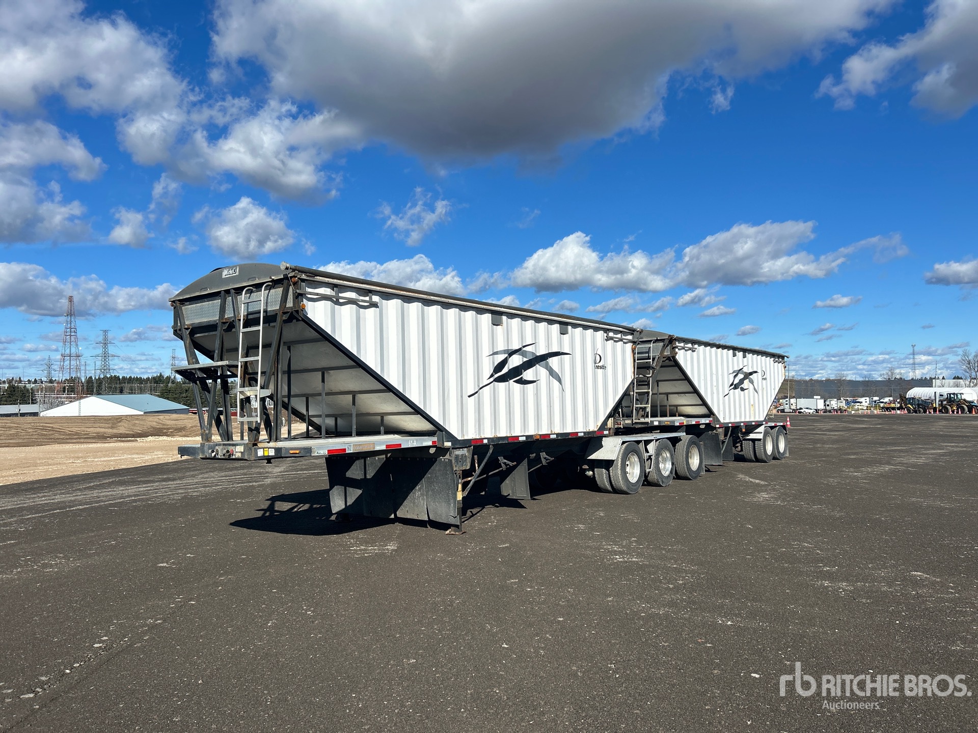 General Appearance with Featured Photo