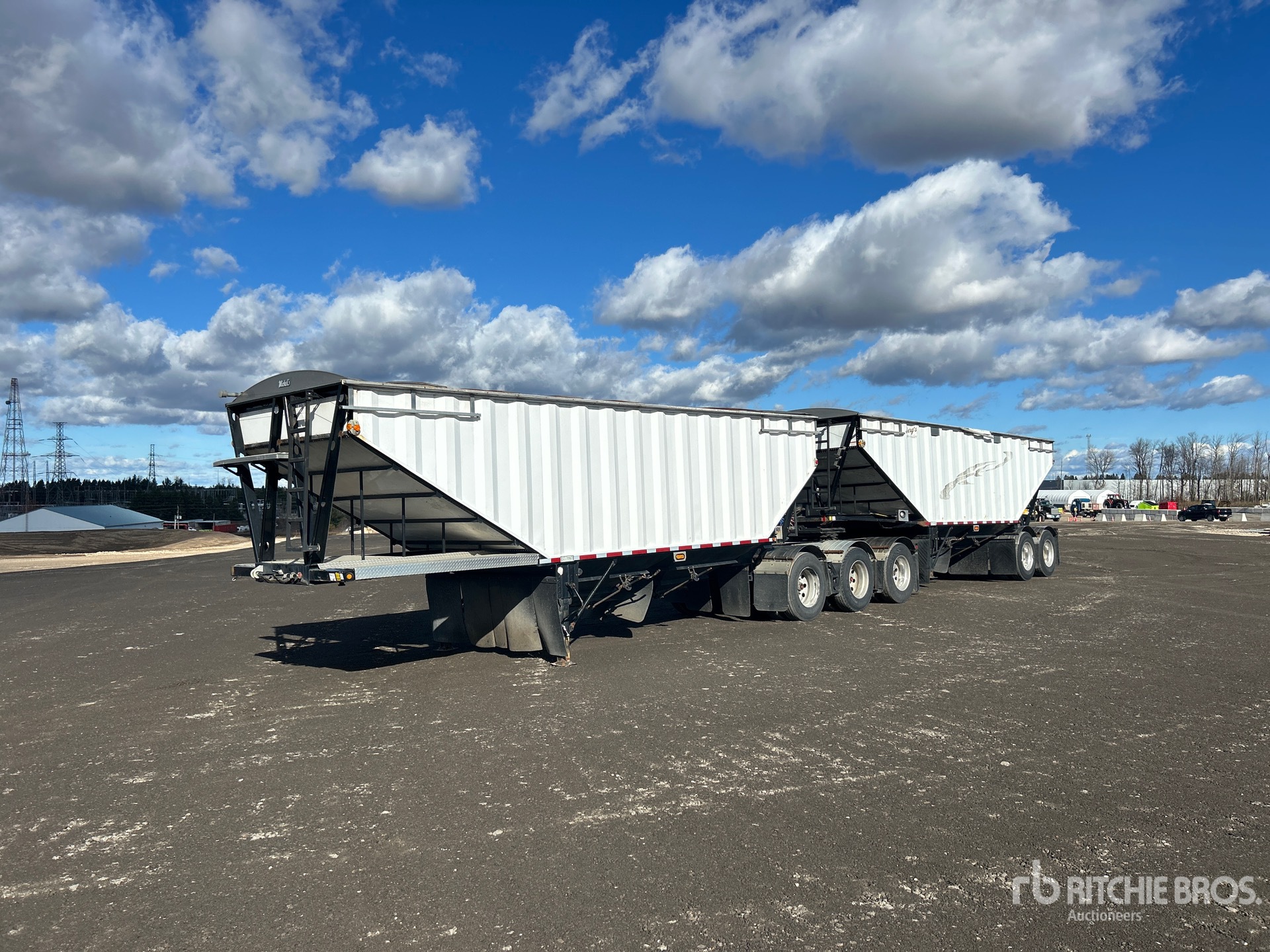 General Appearance with Featured Photo