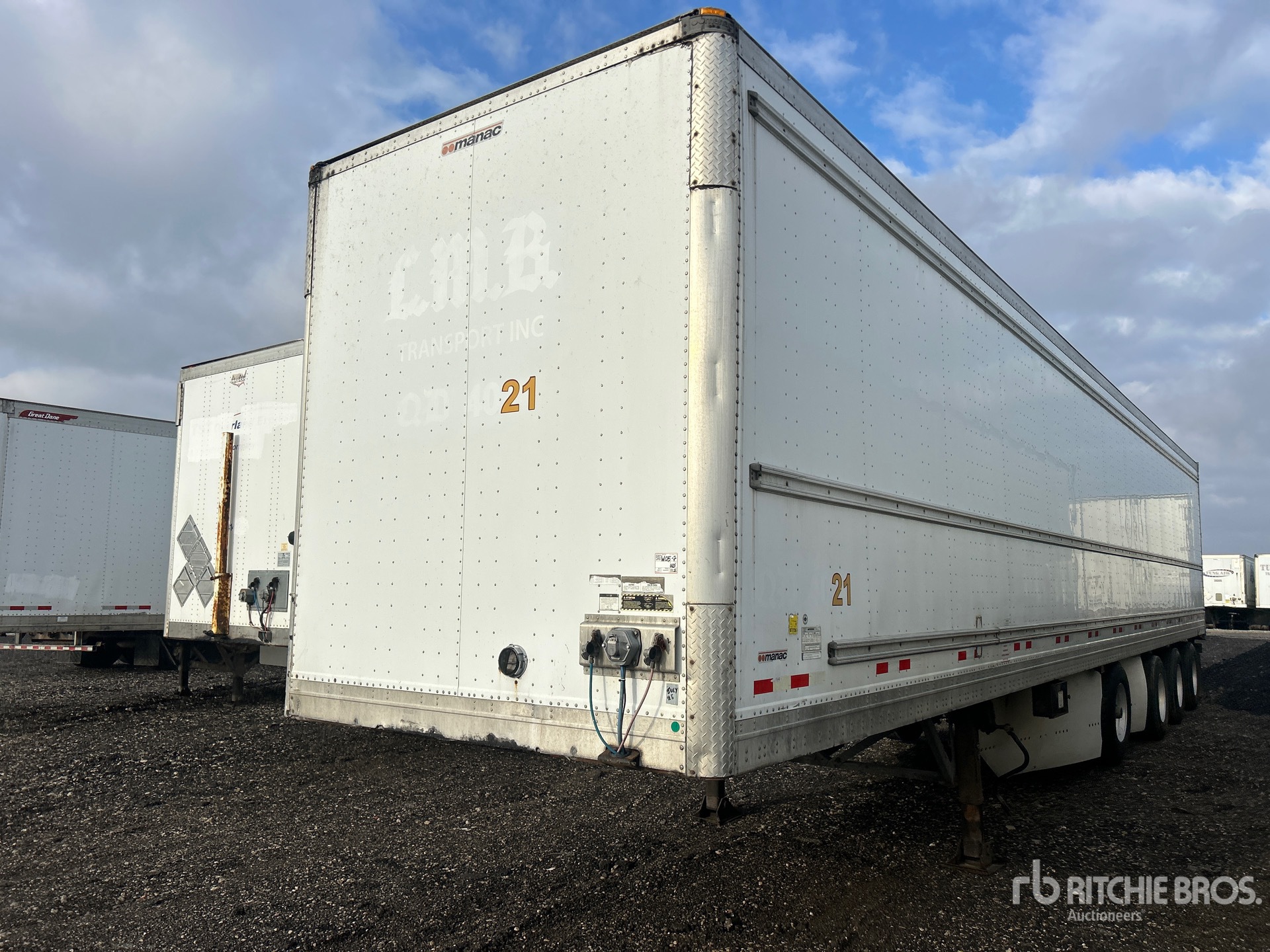 General Appearance with Foto, angolo anteriore sinistro