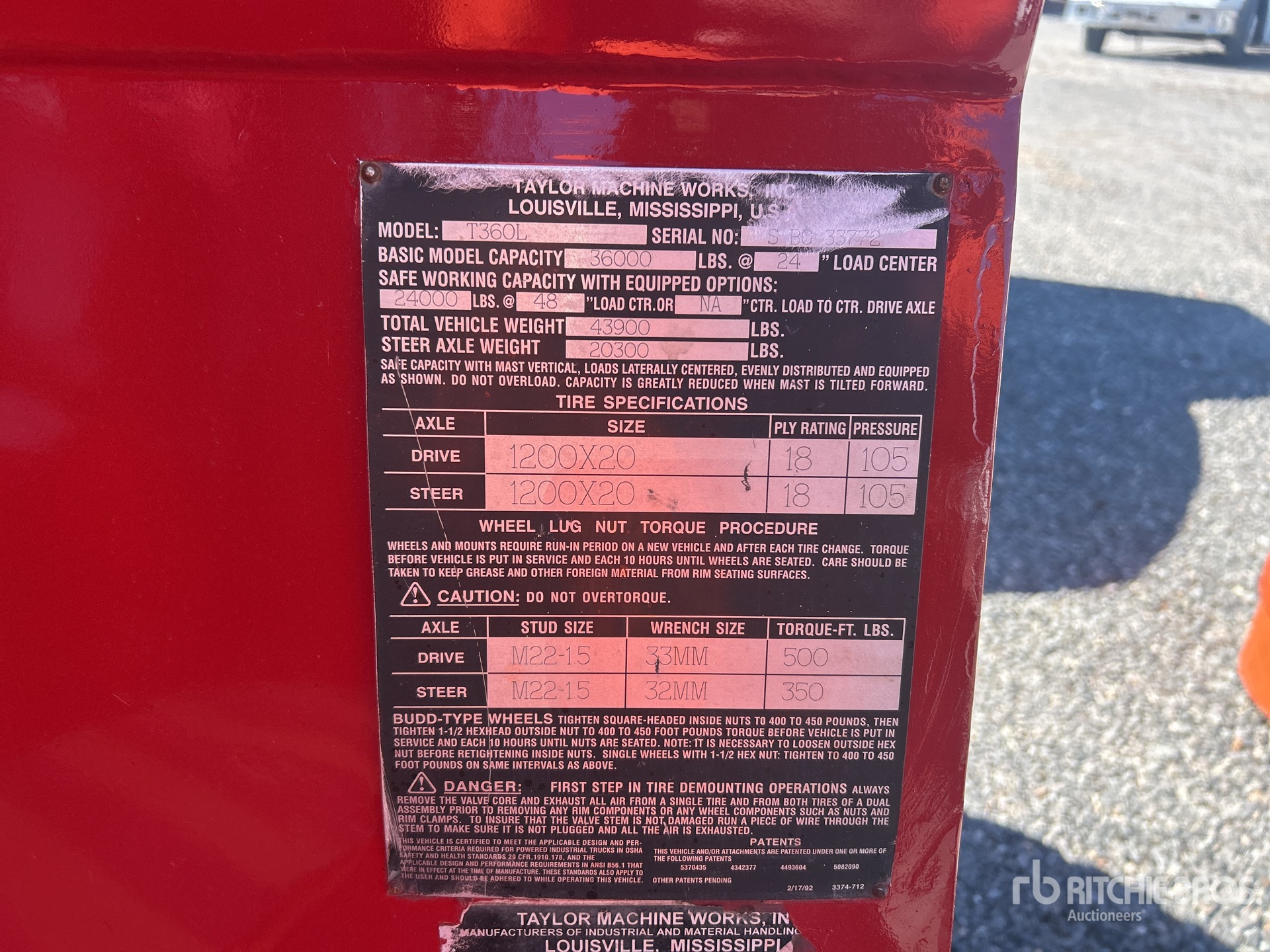 General Appearance with Serial Number / VIN