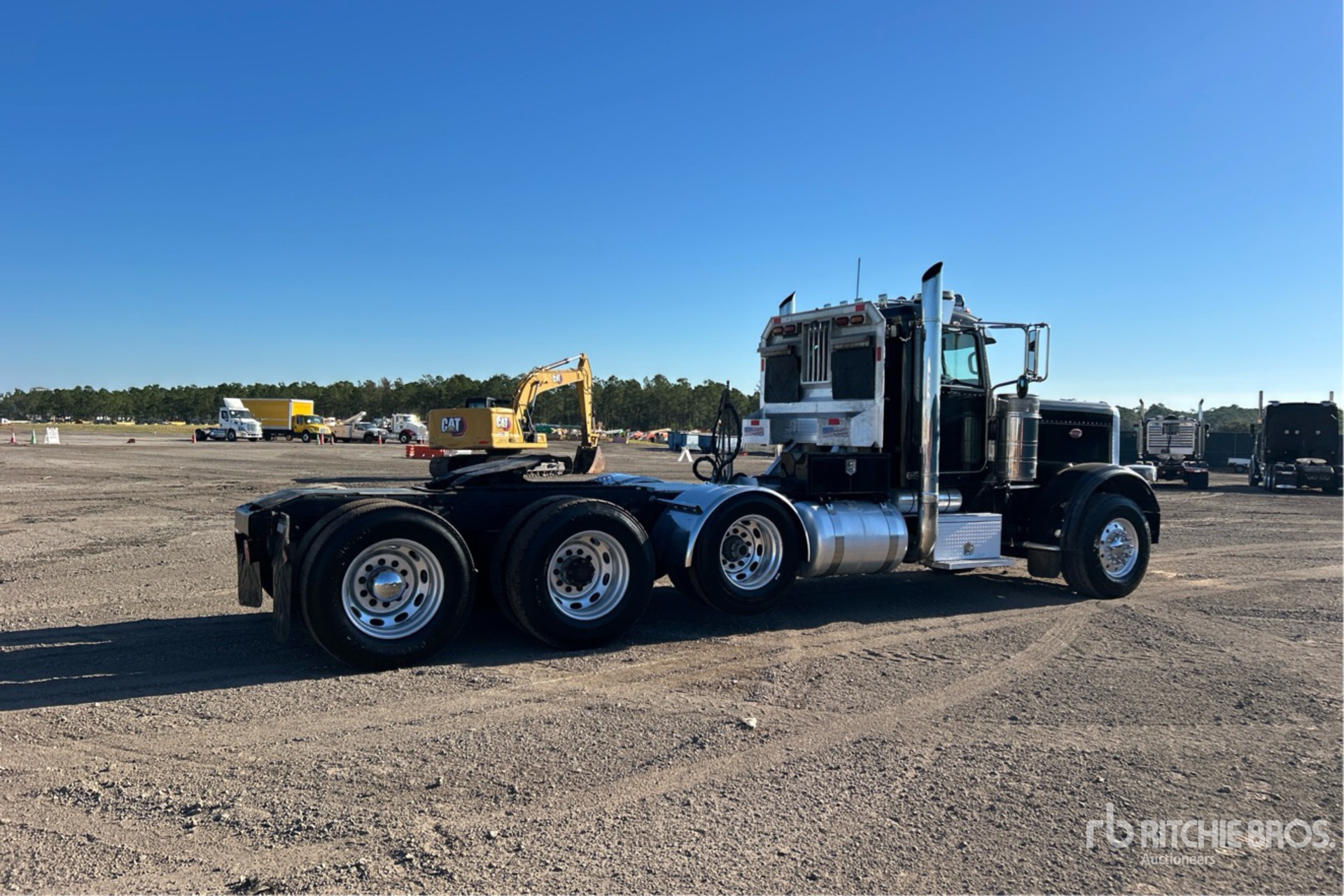 General Appearance with Imagen: esquina trasera derecha