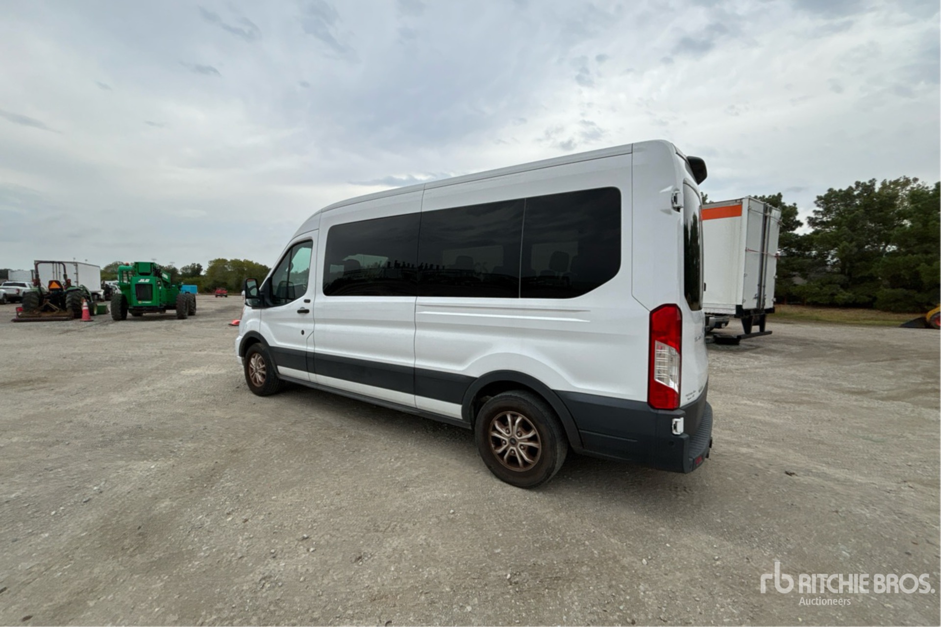 General Appearance with Imagen: esquina trasera izquierda