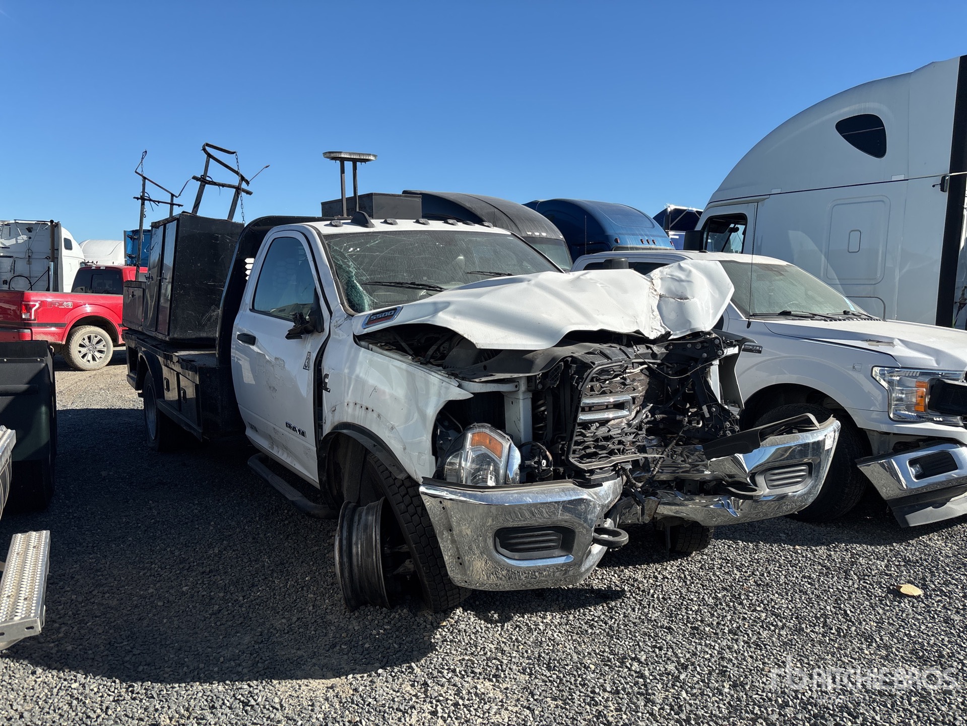 General Appearance with Picture, Right Front Corner