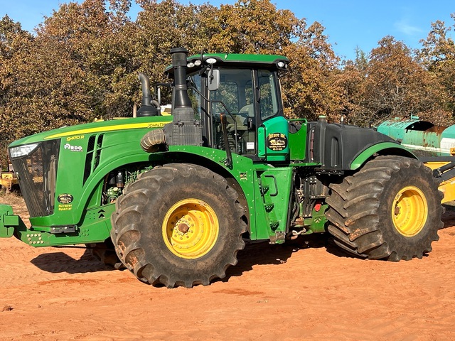 2018 John Deere 9470R Scraper Special Scraper Tractor