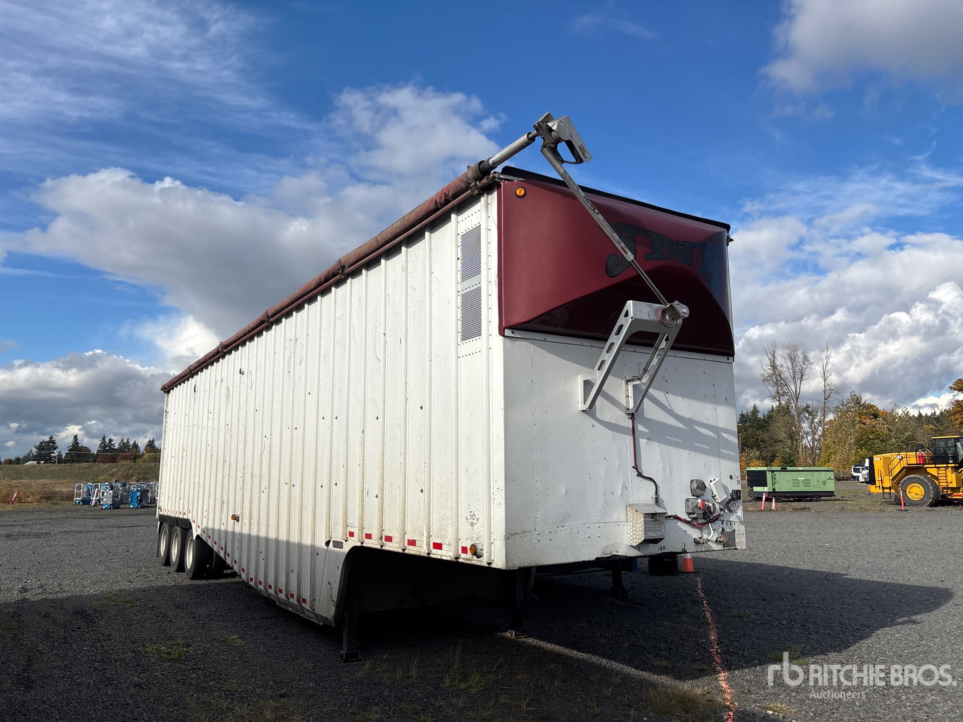 Aspect général with Image, coin avant droit