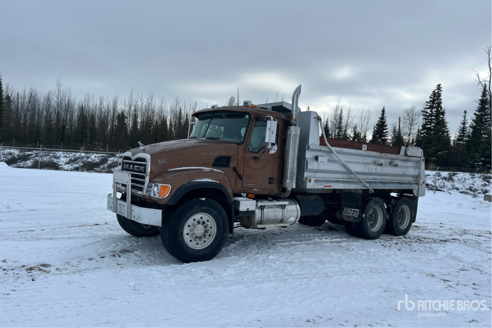 General Appearance with Bild, Ecke vorne links