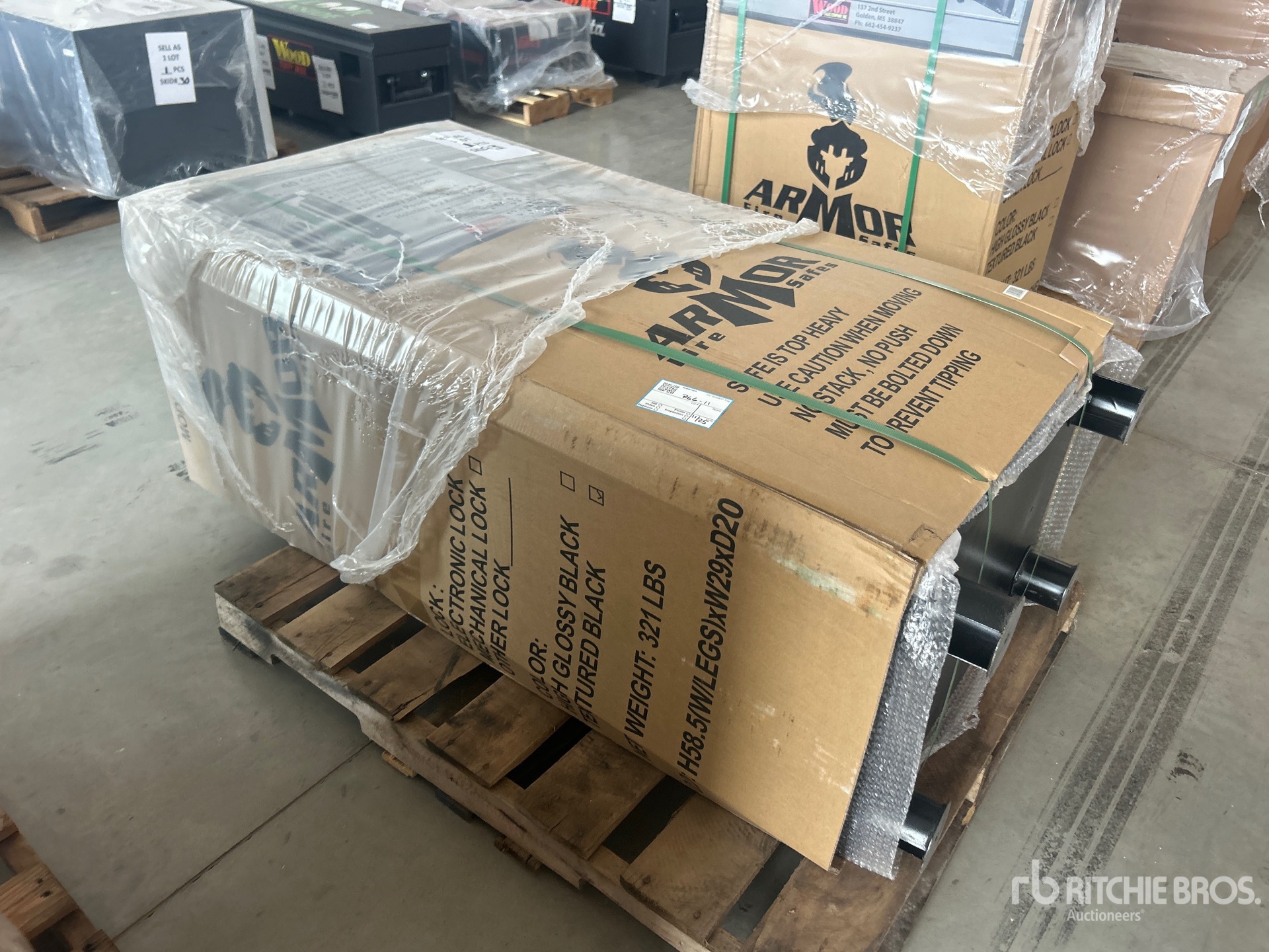 General Appearance with Bild, Ecke vorne links