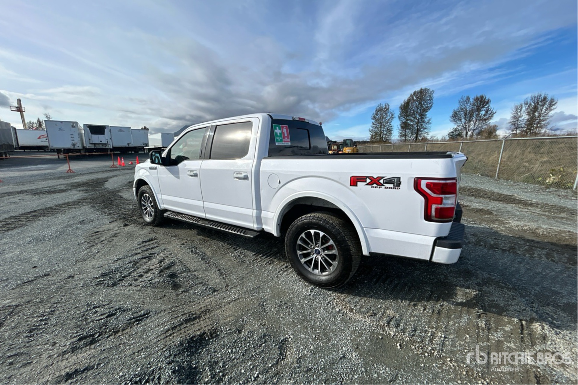 General Appearance with Picture, Left Rear Corner