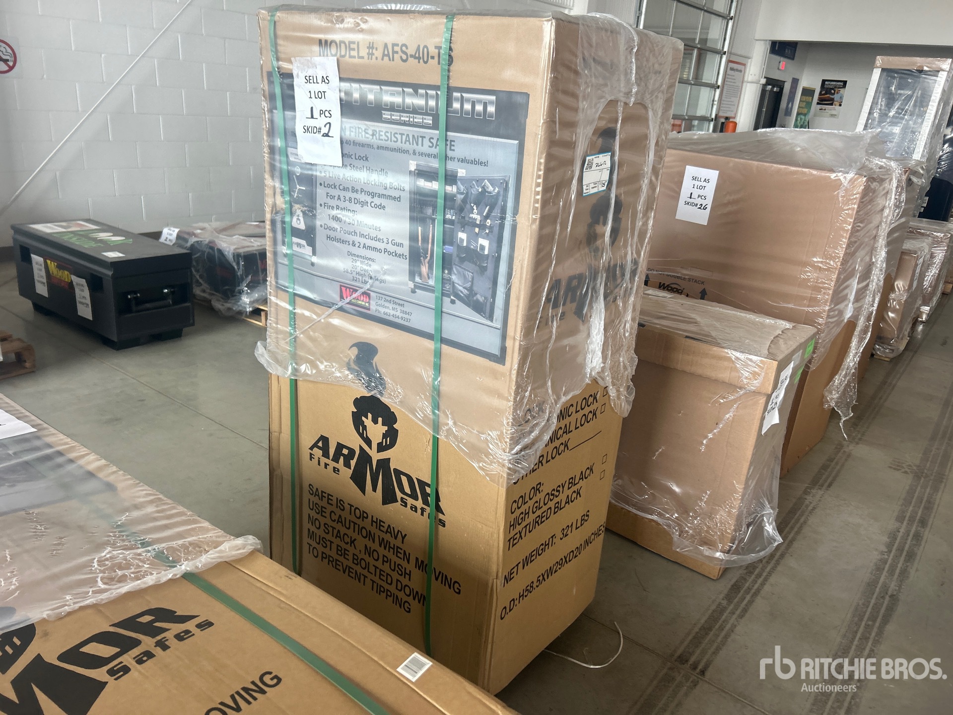 General Appearance with Bild, Ecke vorne links