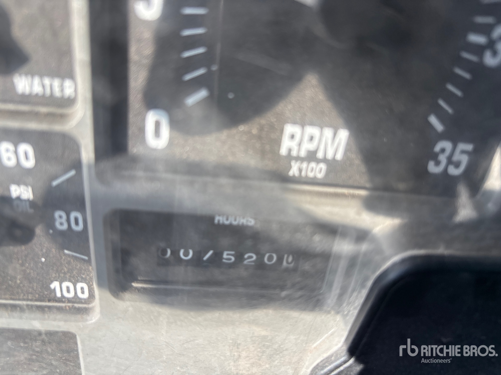 Cab with Engine Hours