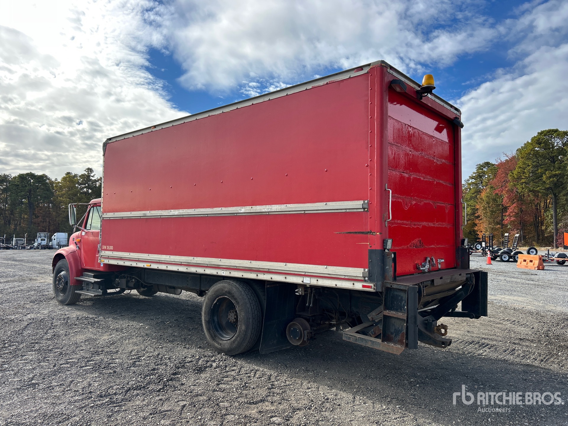 Aspect général with Image, coin arrière gauche