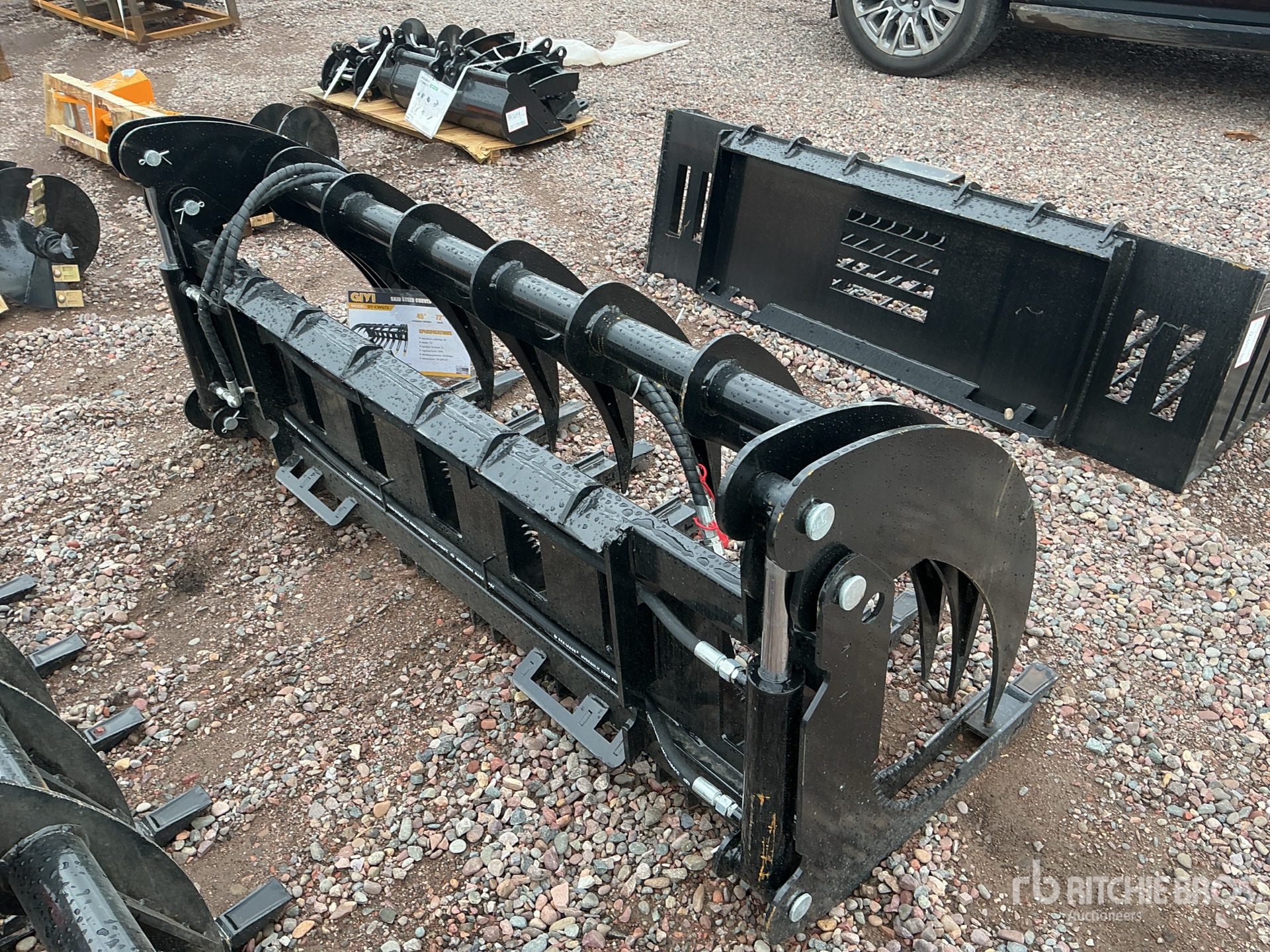 General Appearance with Picture, Right Rear Corner