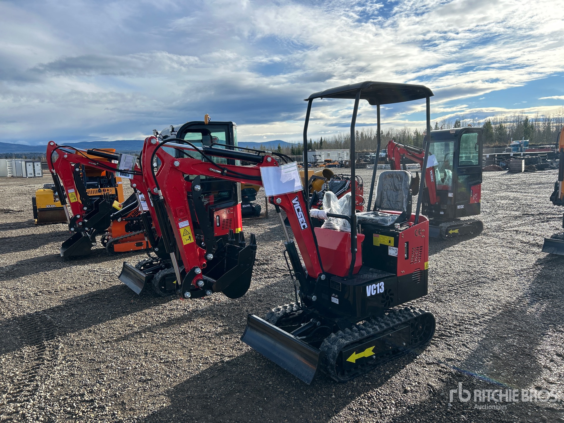 General Appearance with Picture, Left Front Corner