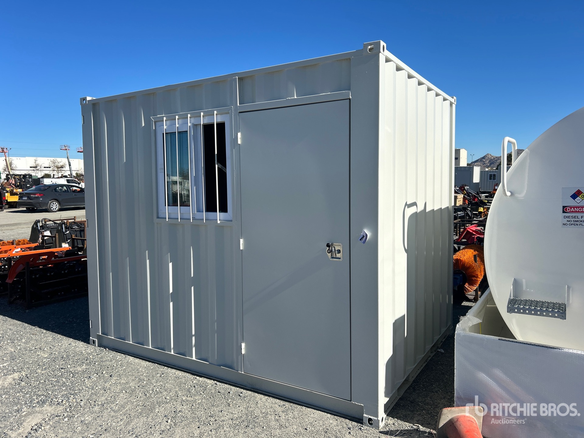 General Appearance with Picture, Left Rear Corner