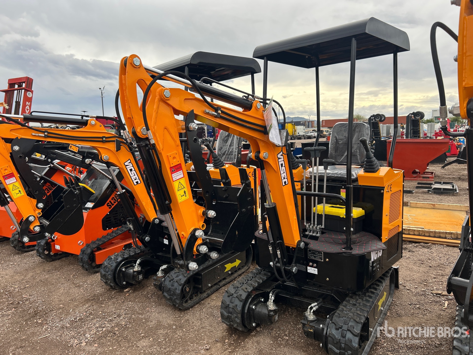 General Appearance with Featured Photo