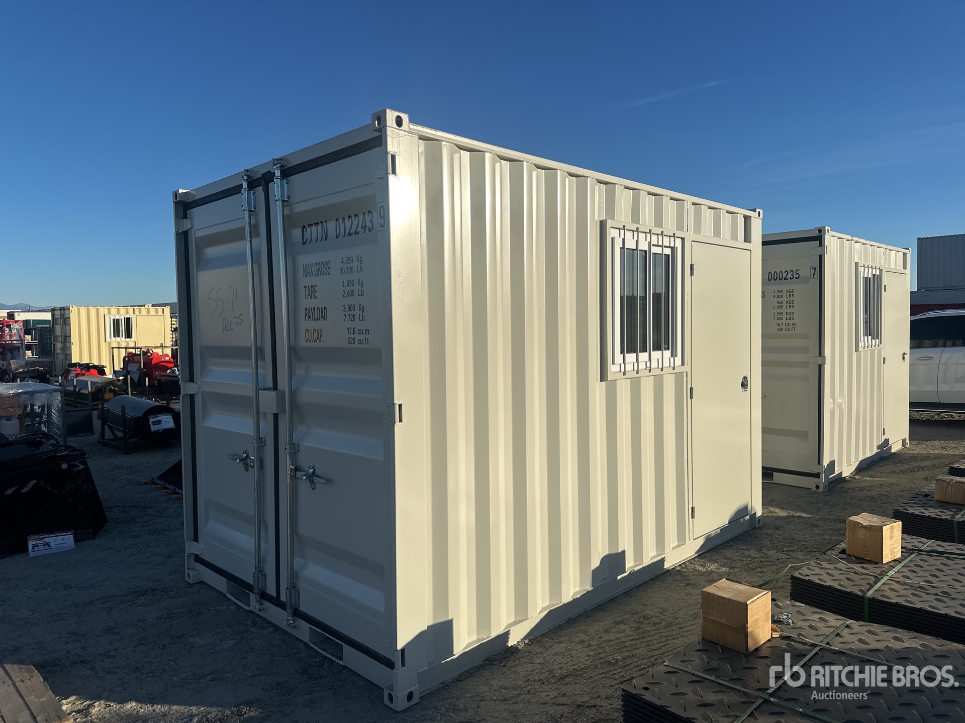 General Appearance with Picture, Left Front Corner