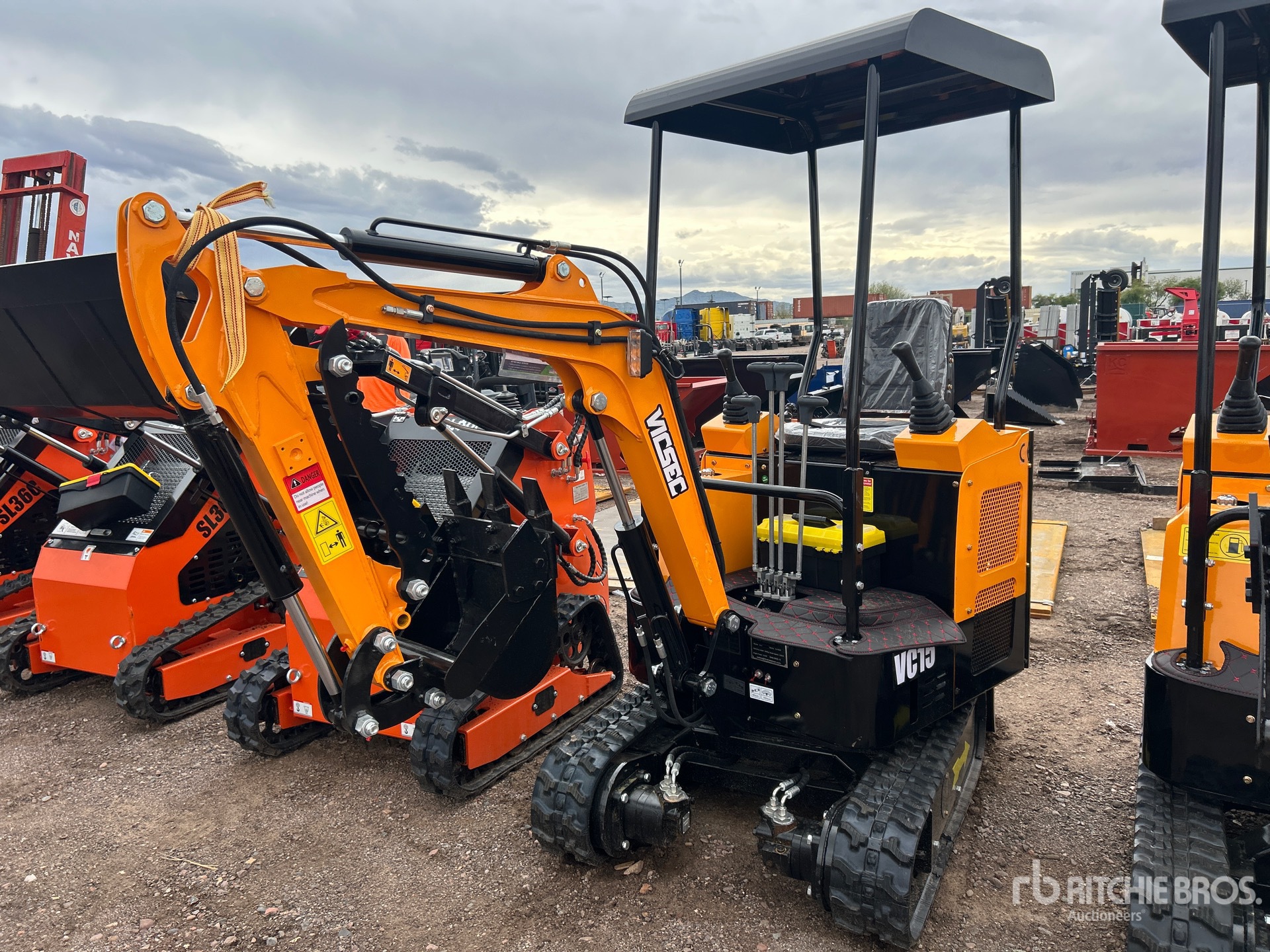 General Appearance with Featured Photo