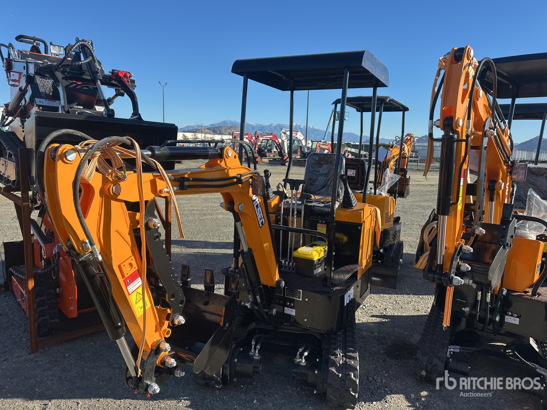 General Appearance with Picture, Left Front Corner