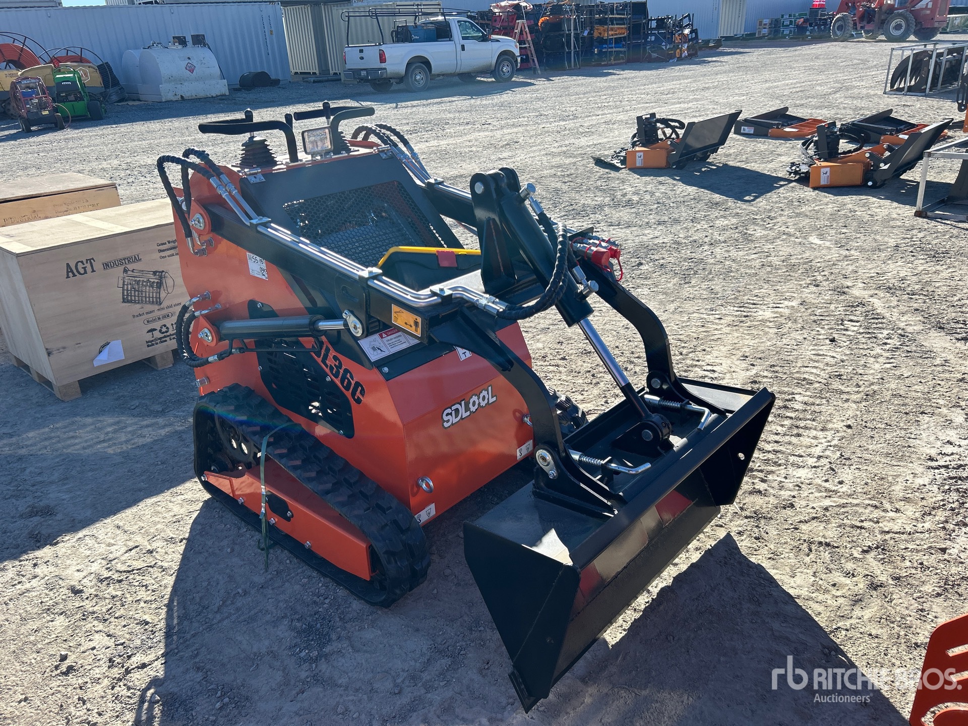 General Appearance with Picture, Right Front Corner