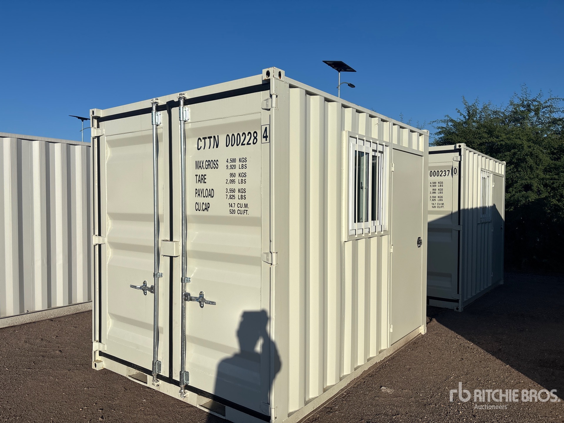 General Appearance with Picture, Left Front Corner