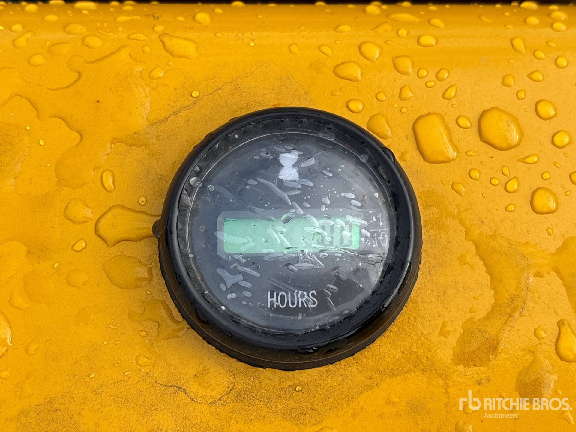 General Appearance with Hour Meter / Odometer