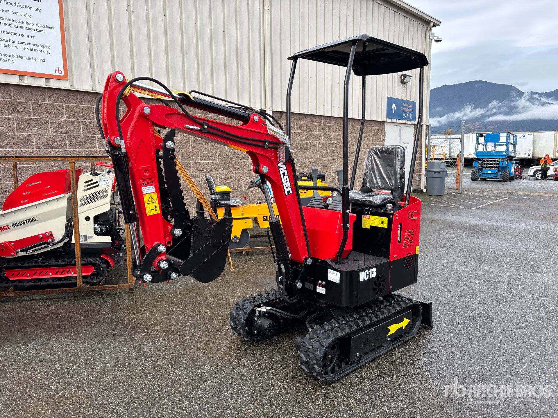 General Appearance with Picture, Left Front Corner