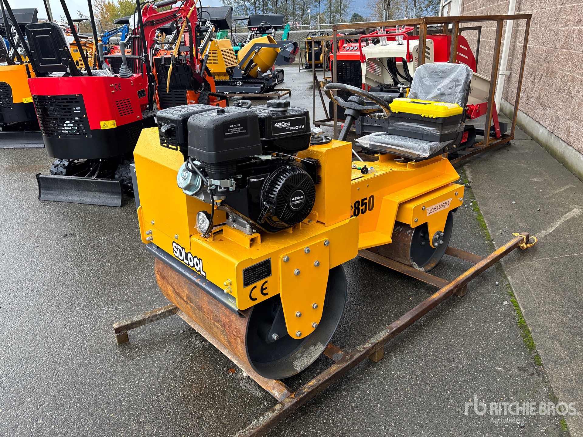 General Appearance with Picture, Left Front Corner