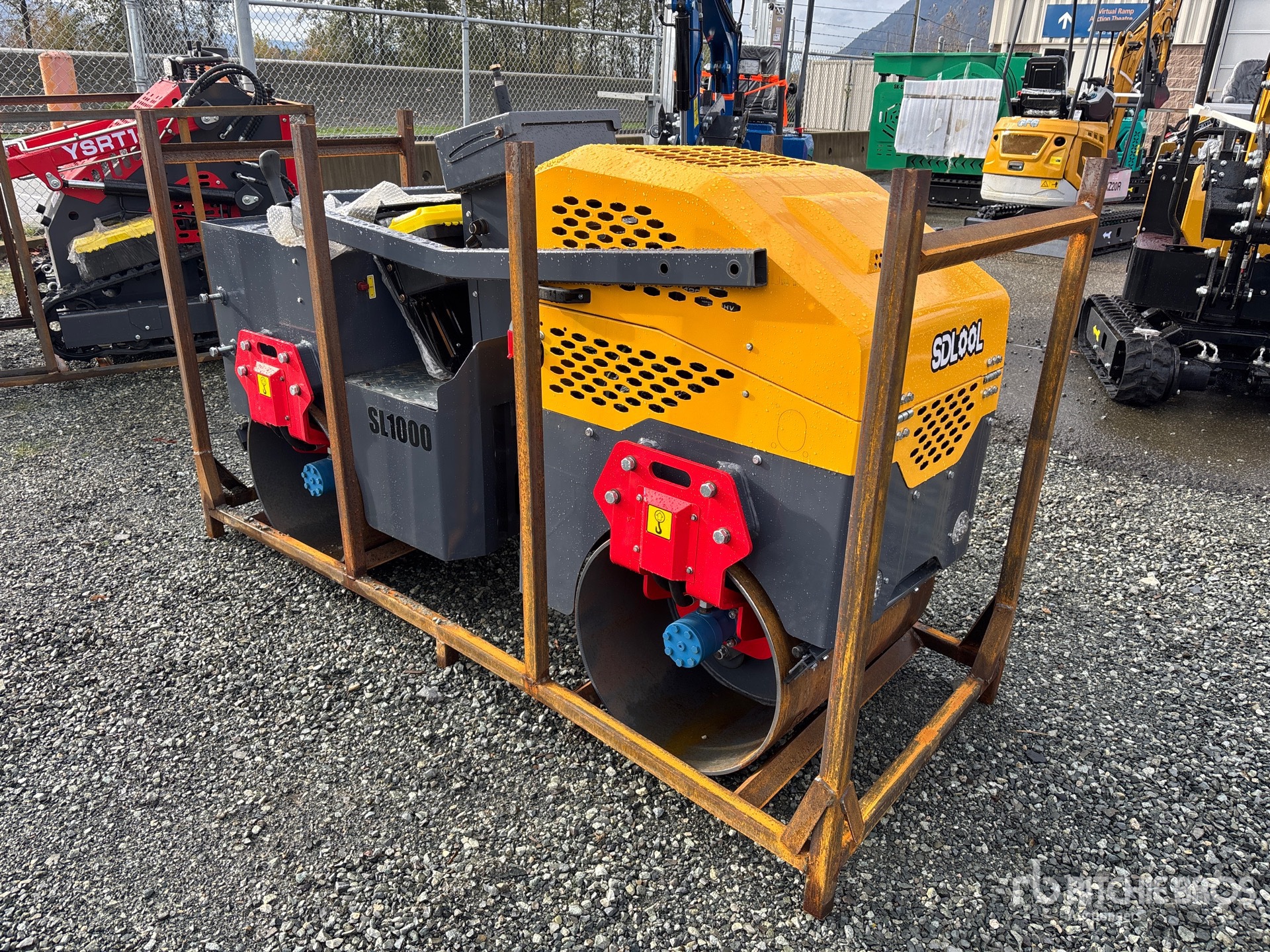 General Appearance with Picture, Right Front Corner