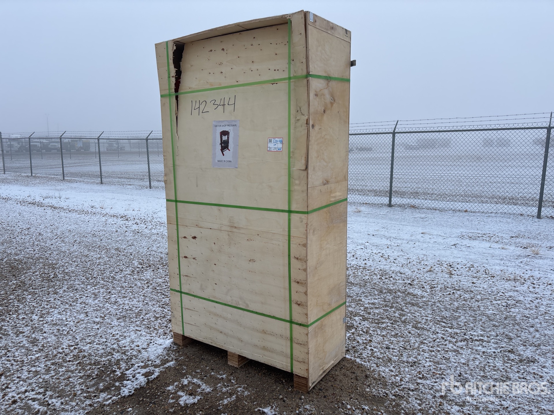 General Appearance with Picture, Left Front Corner