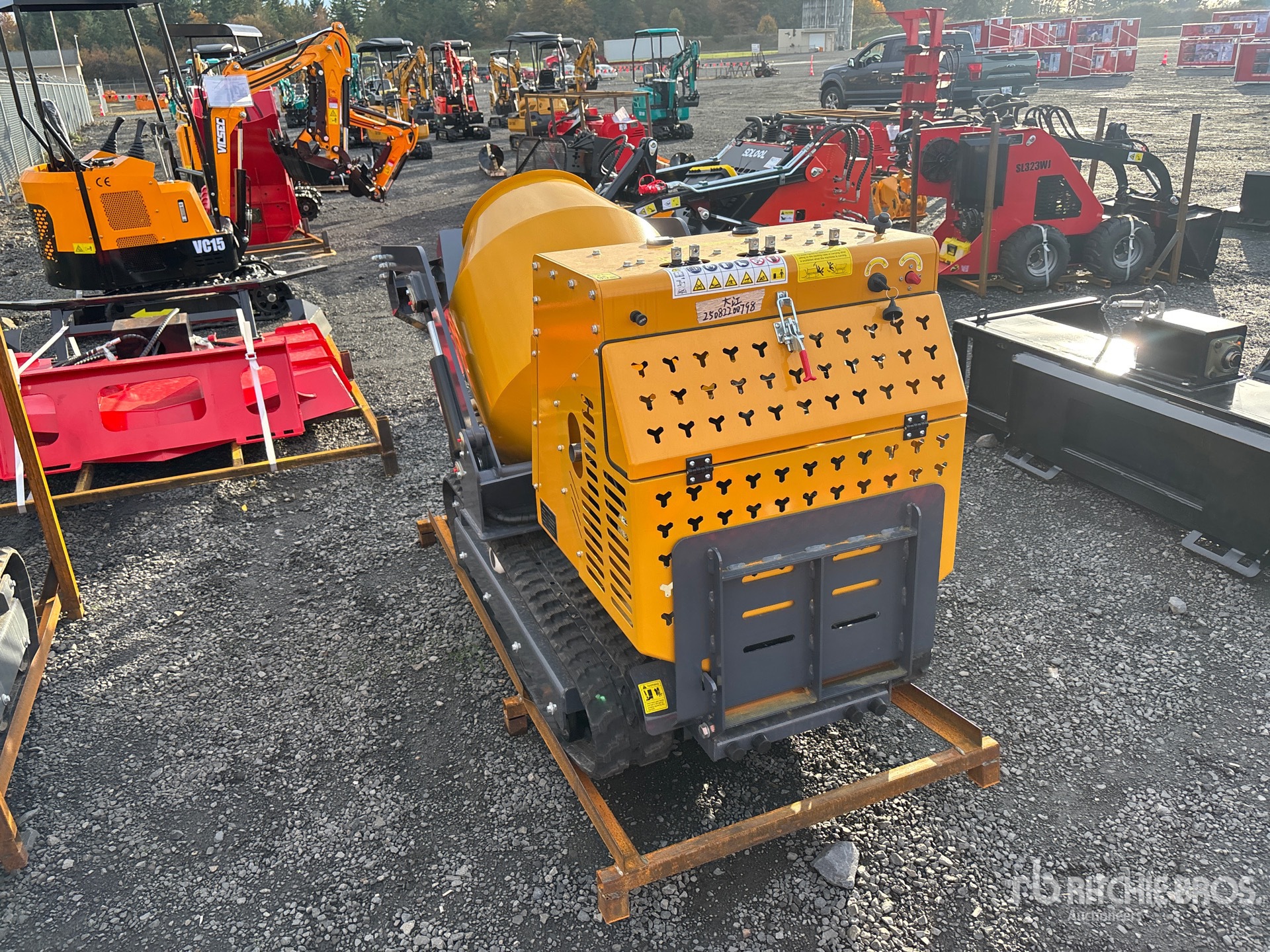 General Appearance with Picture, Left Rear Corner