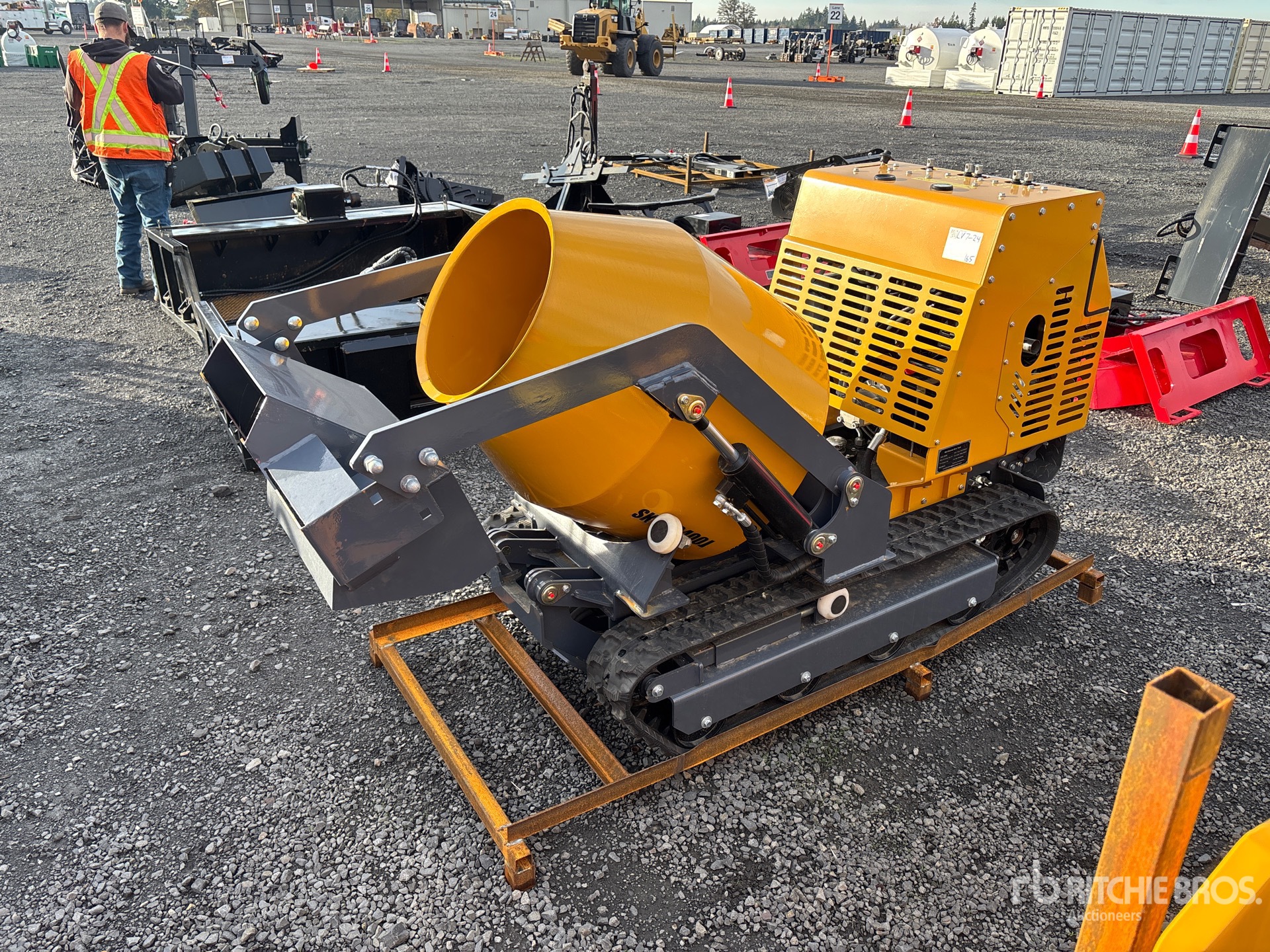 General Appearance with Picture, Left Front Corner