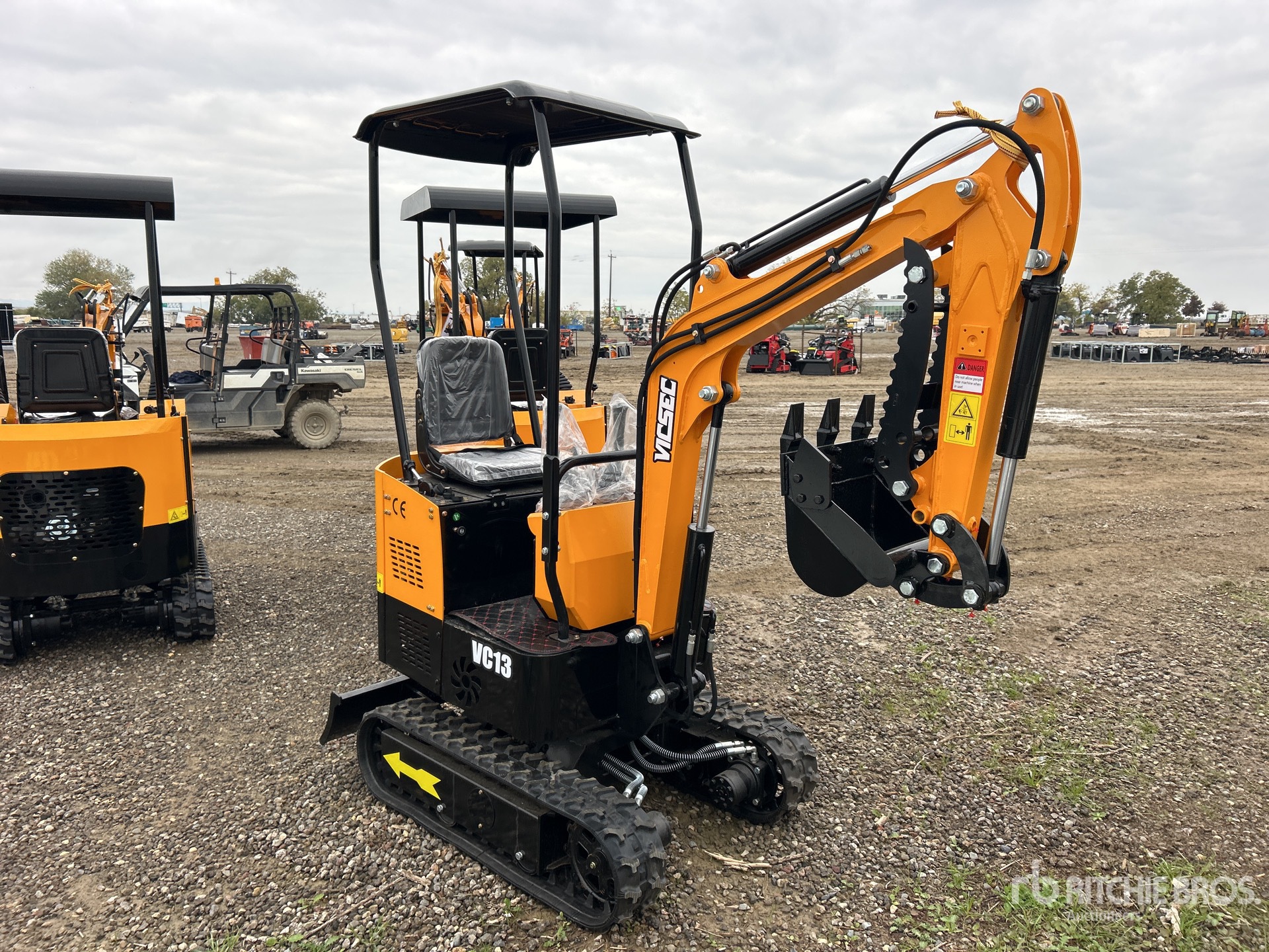 General Appearance with Picture, Right Front Corner