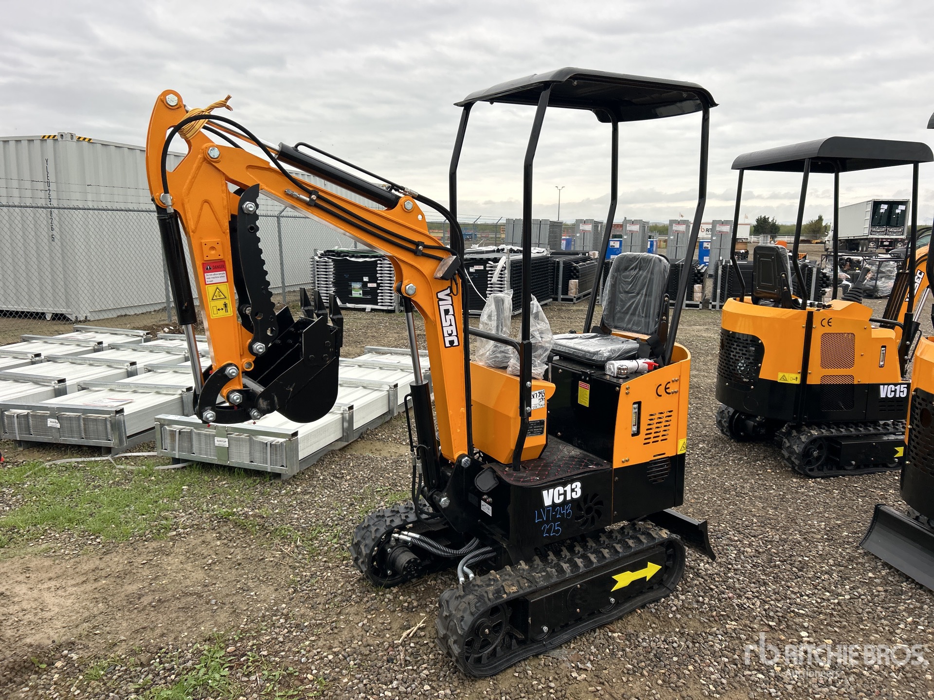 General Appearance with Picture, Left Front Corner