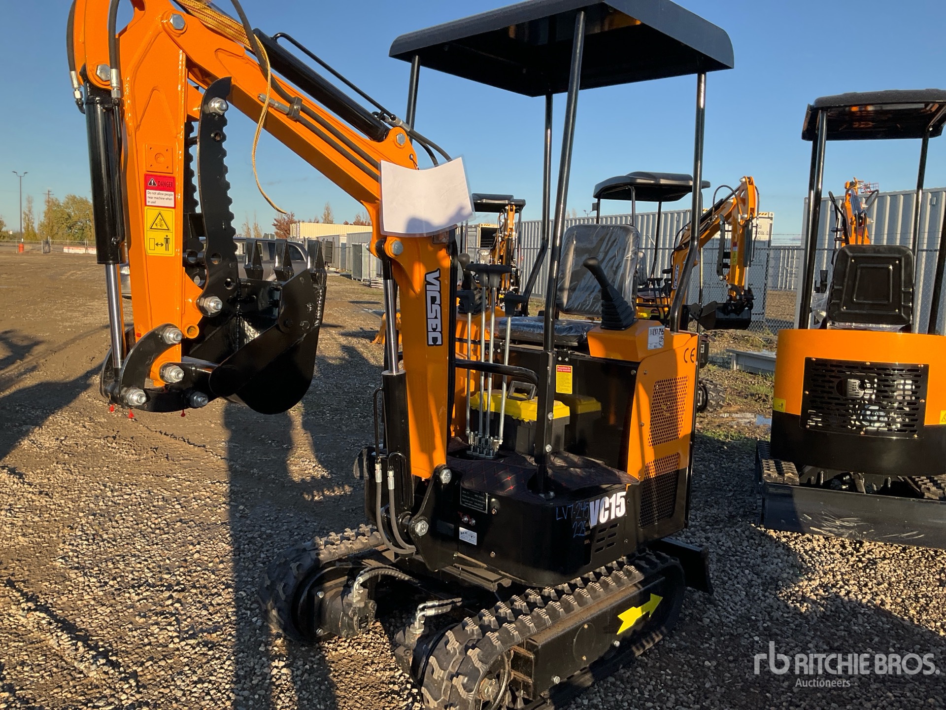 General Appearance with Featured Photo