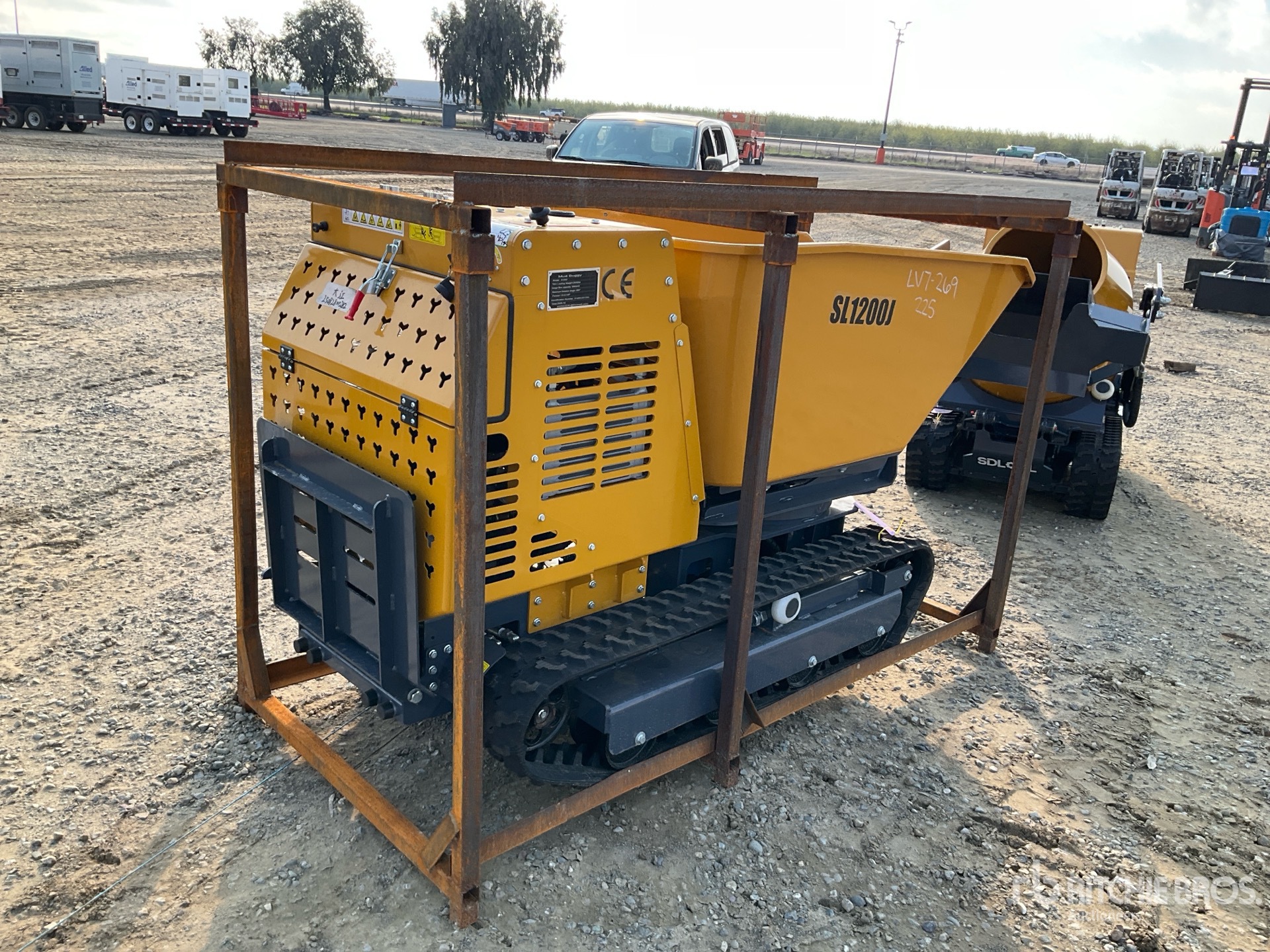 General Appearance with Featured Photo