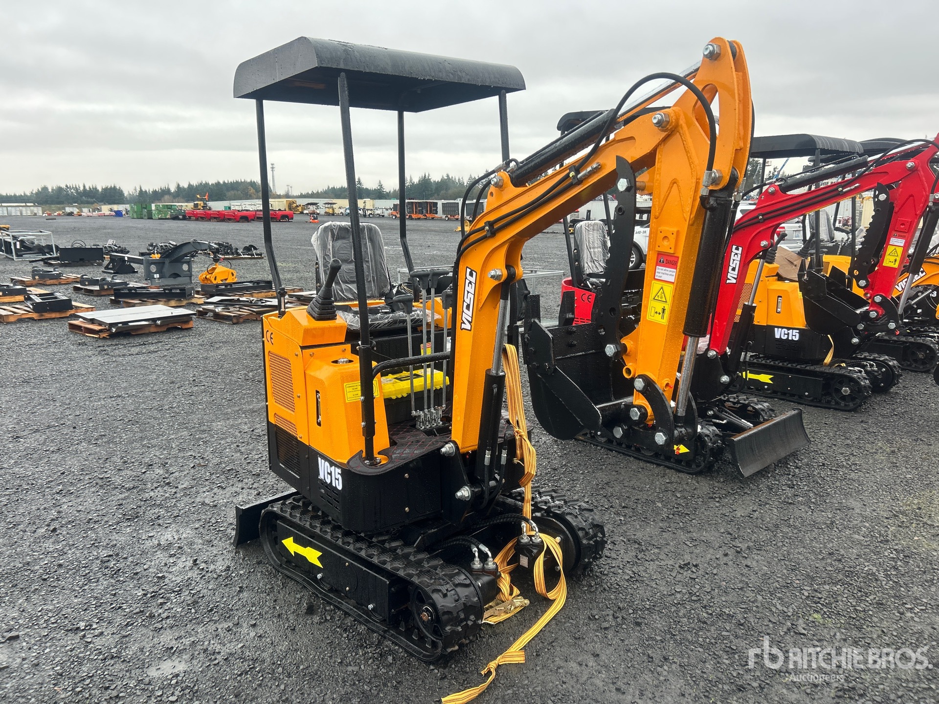 General Appearance with Picture, Right Front Corner